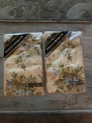 Vintage Tastemaker No-Iron  2 Standard Pillow Cases NIP white Floral