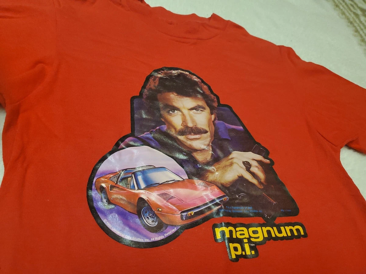 Vintage 80 s Mafnum P.I. Tom Selleck T Shirt Size Small 34 36 Hanes Collectible