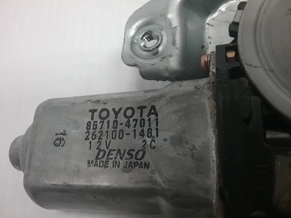 Regulador ventana trasera izquierda Toyota Prius 2001-2003 con motor 85710-47011  Foto 3 de 4