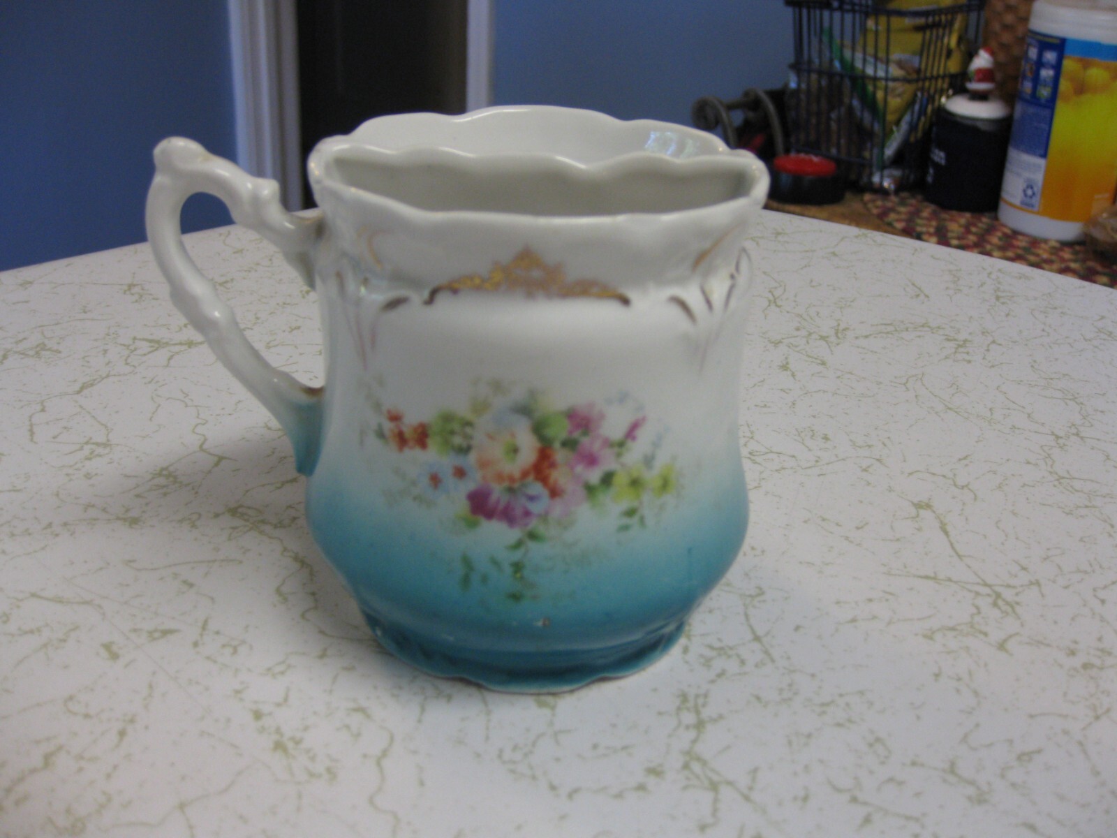 Picture 3 of 6