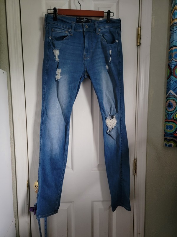 Hollister Men’s Skinny Distressed Jeans Advanced Stretch 31W x 32L Blue