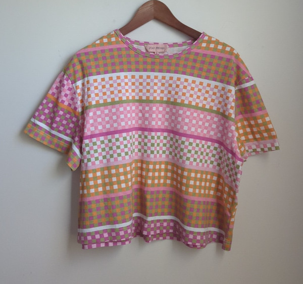 Zoe Moss quirky oversized square print copped t-shirt top Size 8