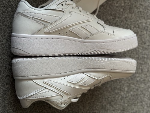 Ladies Reebok ATR Trainers - Brand New In Box - ***ODD SIZES R 4 & L 4.5*** - Imagen 2 de 6