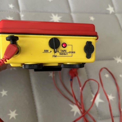 Reproductor de casete estéreo retro Sanrio verano 1985 audio portátil vintage - Imagen 5 de 7