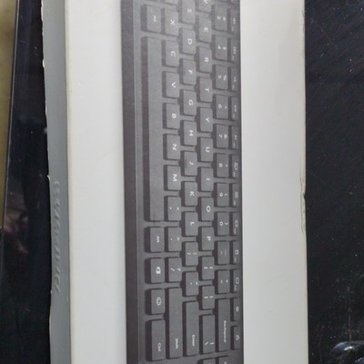 Microsoft Slim Wireless Keyboard Black QWERTY English Layout Built-In Battery
