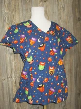 White Cross Scrub Top Womens Size Large L Halloween Owl Pumpkin Candy Corn