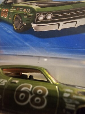 Hot Wheels 2010 Super Treasure Hunt '69 Ford Torino Talladega Pink
