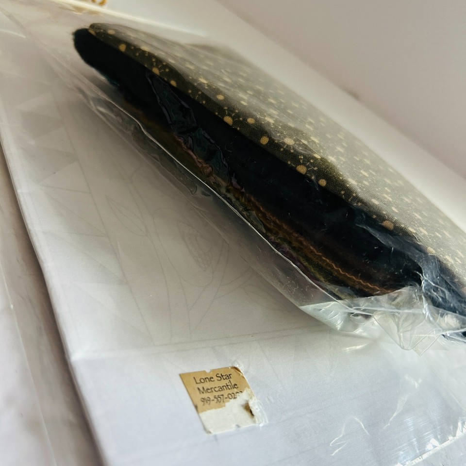 All Through The Night Berties Year April Bonnie Sullivan Quilt Kit 2013