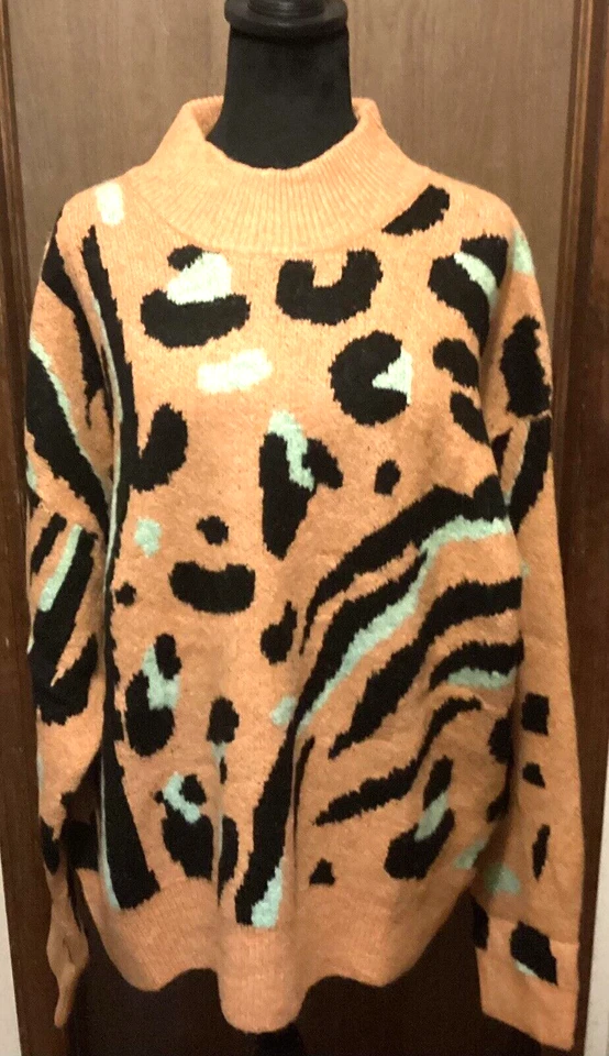Anniewear Melon multi-colored Leopard Sweater Size L