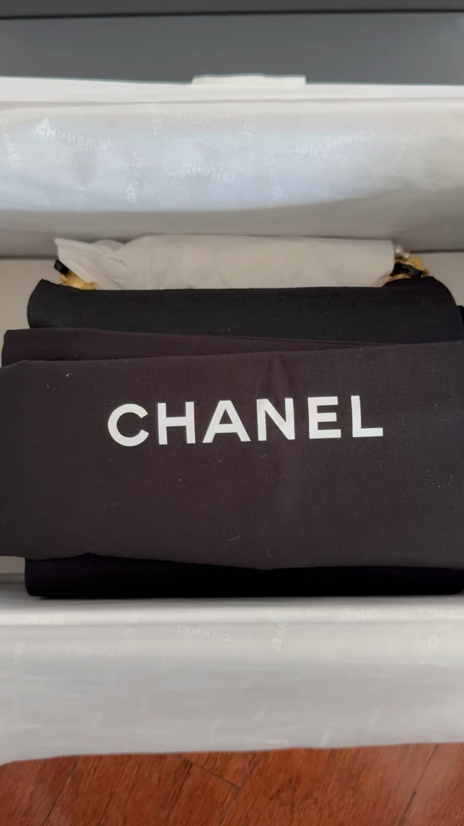 CHANEL 24P Black Mini Flap Bag with Pearls Gold Hardware - 2024