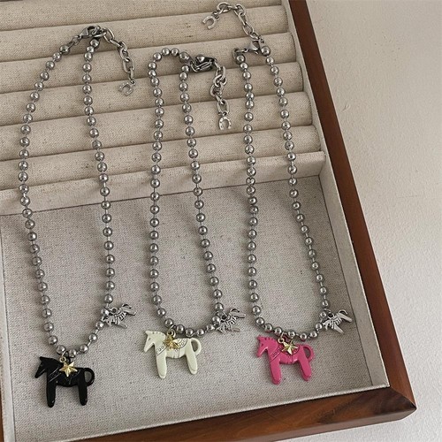 Alloy Horse Pendant Necklace Silver Plated Beads Neck Chain for Women