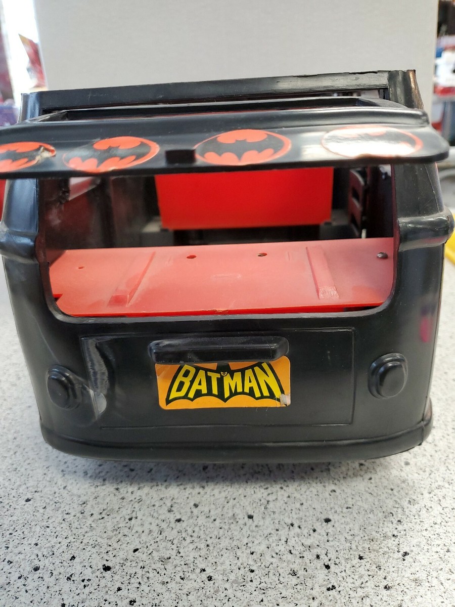 VINTAGE 1975 MEGO BATMAN WGSH BAT LAB VAN VOLKSWAGEN BUS