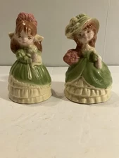 Byron Molds? Set Of 2 Girls With Flowers And Green Dress Figurines