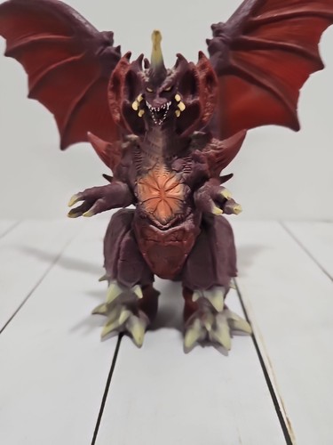 GODZILLA DESTROYAH 62527 BANDAI KAIJU 1998 JAPAN 6" Tall 10" Long VINYL FIGURE - Picture 2 of 15