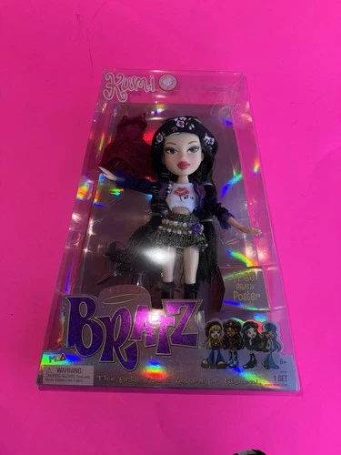 BRATZ KUMI fashion doll NIB 2022 Series 2 with outfits and poster