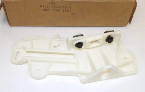 1973-1979 Torino Thunderbird Montego Cougar NOS LH DOOR WINDOW CHANNEL BRACKET