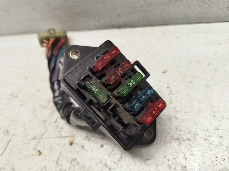 Triumph 900 Adventurer 1999 OEM caja de fusibles panel de conexiones Foto 2 de 4