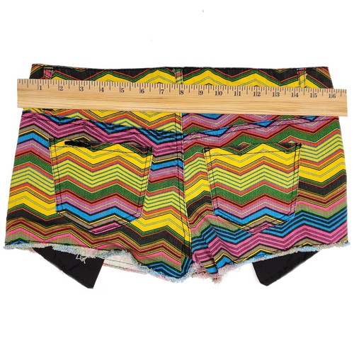 Celebrity Pink Womans Juniors Jean Shorts Cut Off Geometric Multicolor Size 9 - Picture 10 of 14