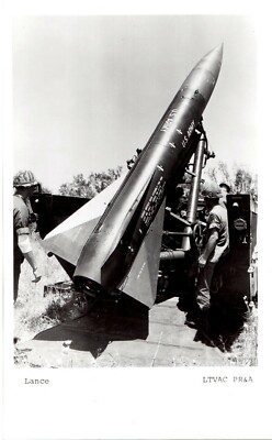 U.S Army missile system.Armée.Militaire.Photo.Lance.LTVAC PR & A.12,5x20,5cm
