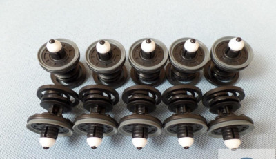 10x Türverkleidung Befestigung Clips für VW Polo Cady Golf Sharan Passat Touareg