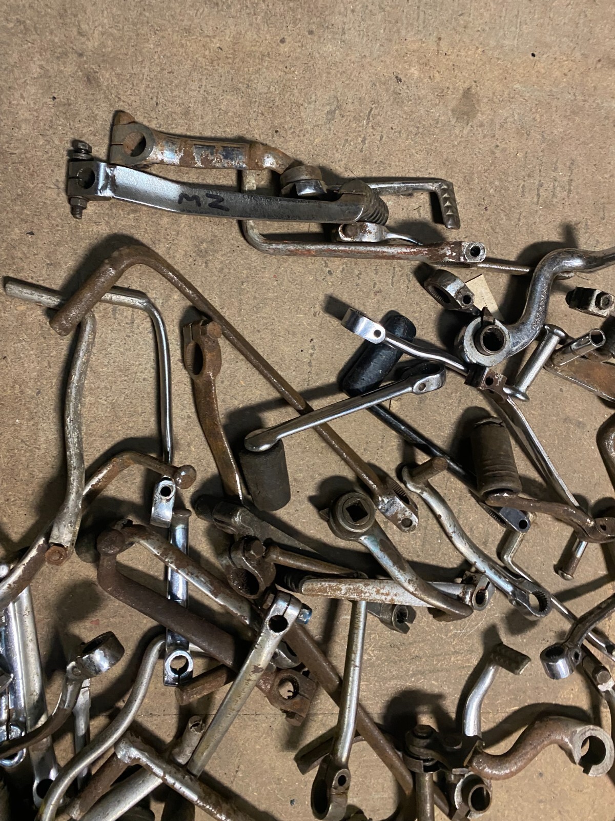COLLECTION OF 55 VINTAGE MOTORCYCLE GEAR LEVERS, FEW BRAKE LEVERS. eBay