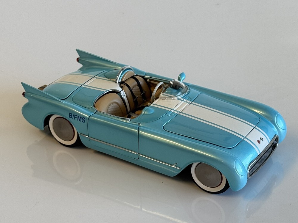 DANBURY MINT 1955 CHEVROLET CORVETTE DRY LAKES RACER ** RARE** 1/24 Scale car