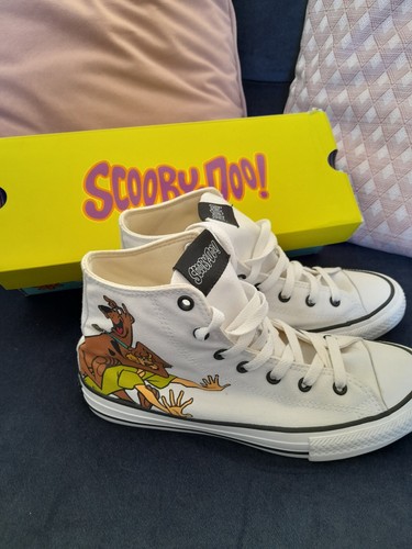 converse scooby doo trainers