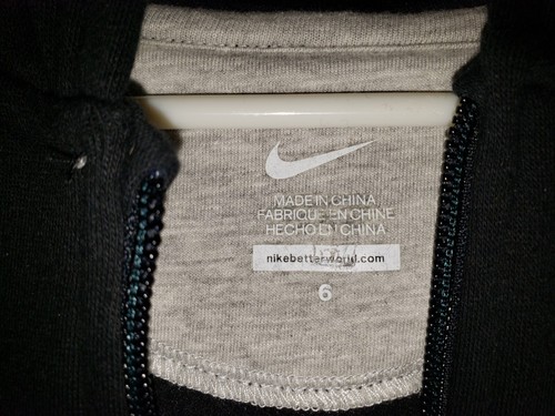Nike Sweatshirt Zipper Jacket with Hoodie Black Embroidered Logo Kids Size 6 NWT - Picture 4 of 10