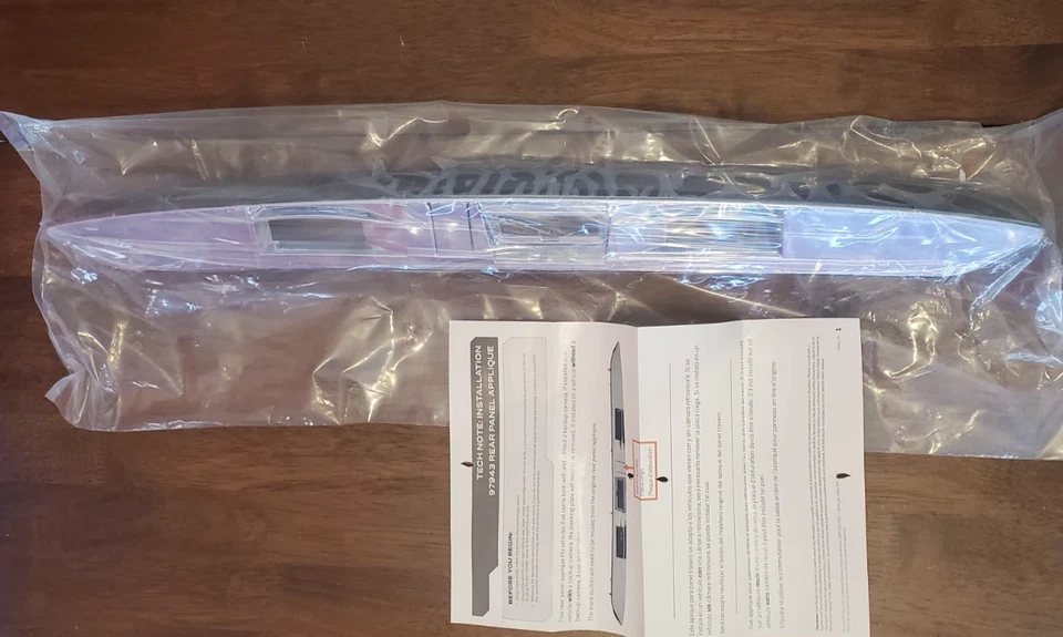 Borde de manija de puerta levadiza Dorman 97943 para Nissan Pathfinder 13-19 Foto 3 de 4