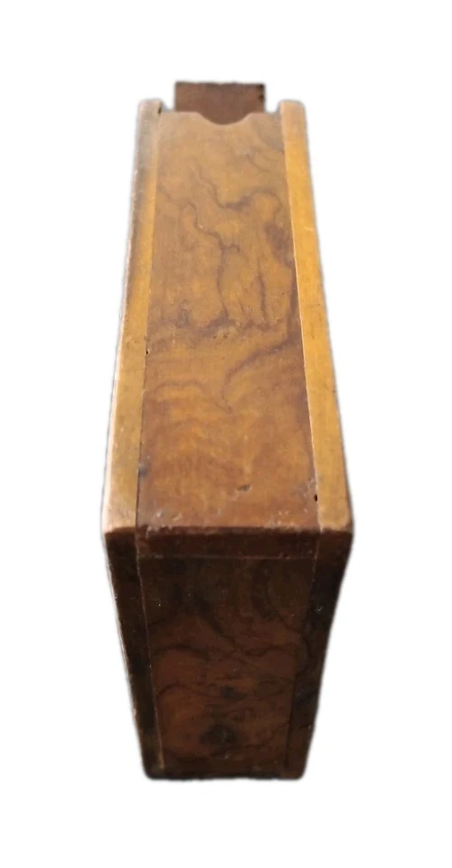 Vintage Collectable Wooden Jerusalem themed Cigarette case - Image 2 of 4