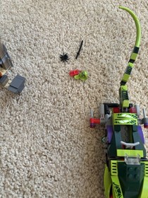 LEGO NINJAGO: Lasha's Bite Cycle (9447) Incomplete