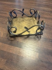 Napkin holder in Antique Gold