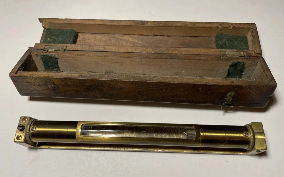 ANCIEN NIVEAU A BULLES - Photo 2/4