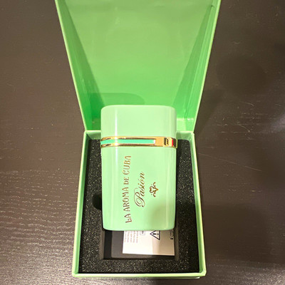 La Aroma de Cuba Pasión Mint Green & Gold Cigar Lighter in Box