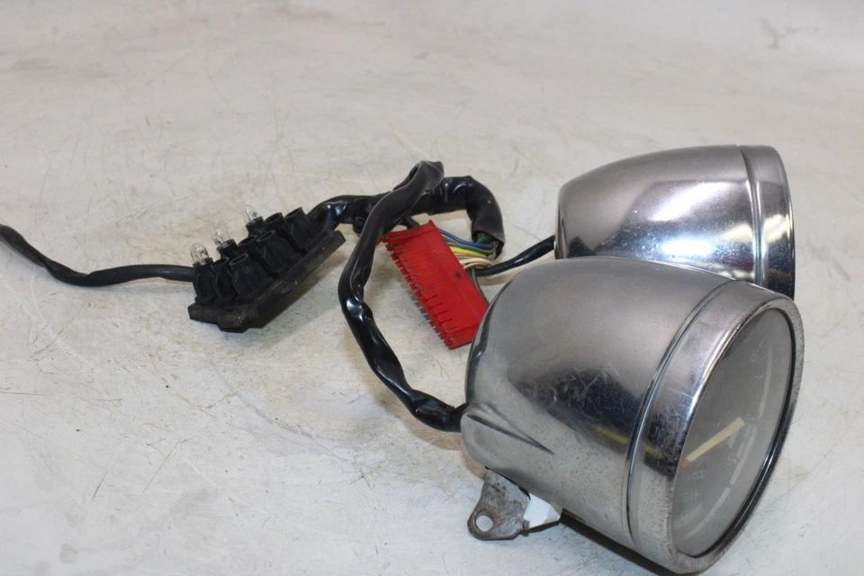 Honda Shadow 700 VT700C 1984 medidores OEM velocímetro Foto 4 de 4