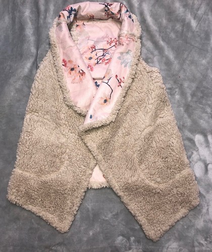 BB DAKOTA Vest Women’s XS Parchment Pink Floral Open Reversible Sherpa $110 NEW - Picture 8 of 16