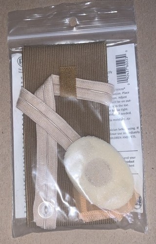 PediFix Adjustable Bunion Daysplint™ Aligns Big Toe to Reduce Bunion Pain Right - Picture 3 of 4