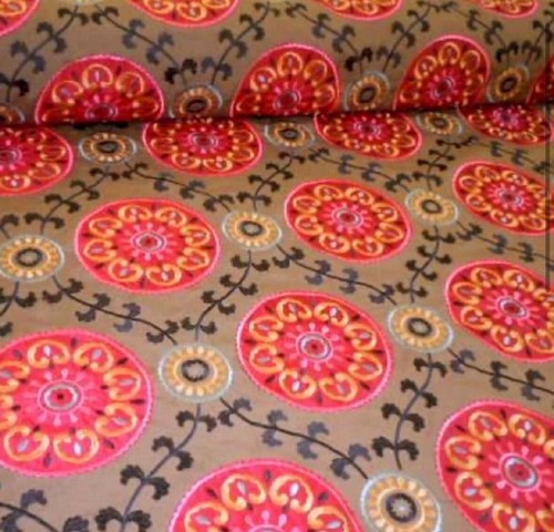 4.75 Yards Embroidered Fabric KARMANA in Fiesta - Picture 2 of 2