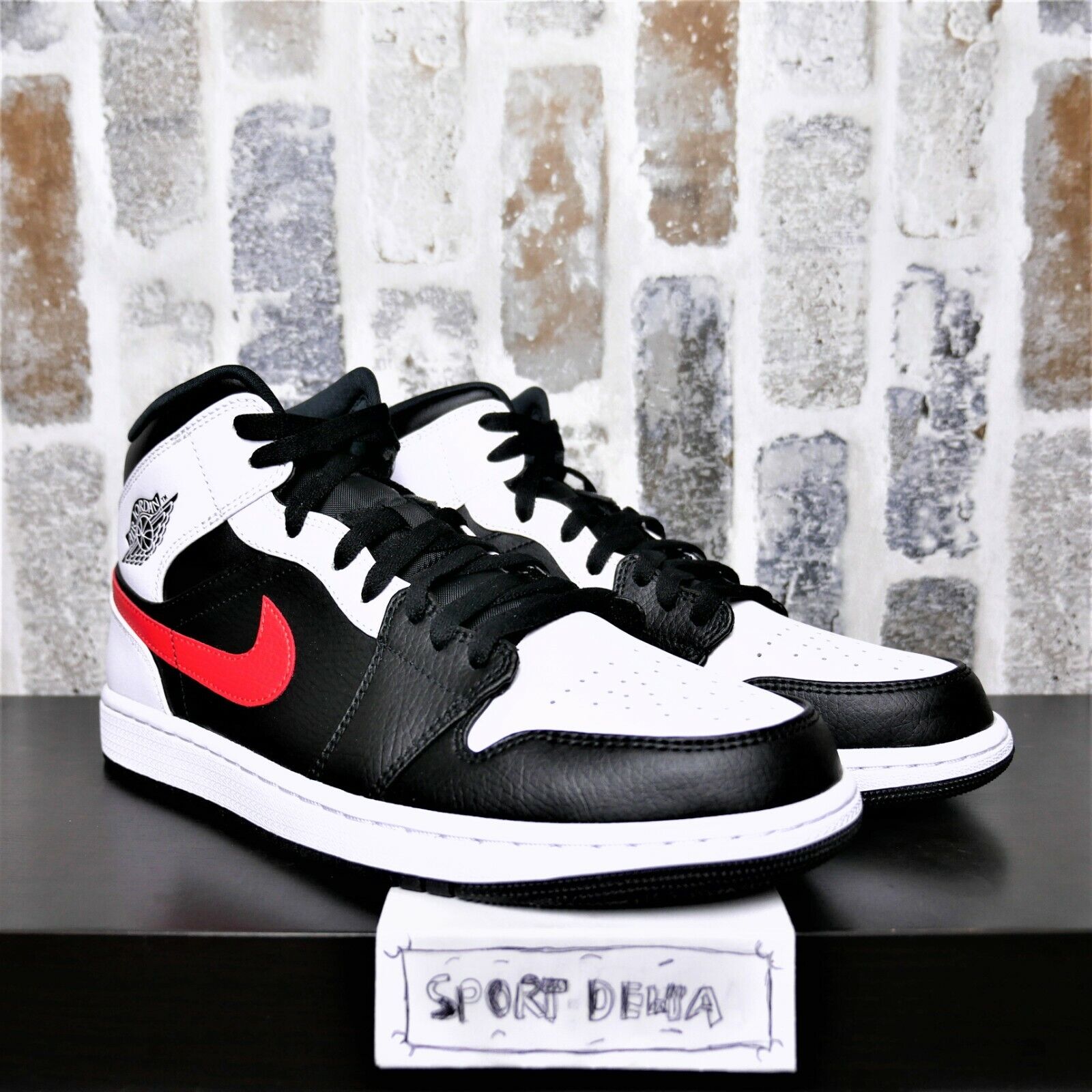 air jordan mid black chile red white