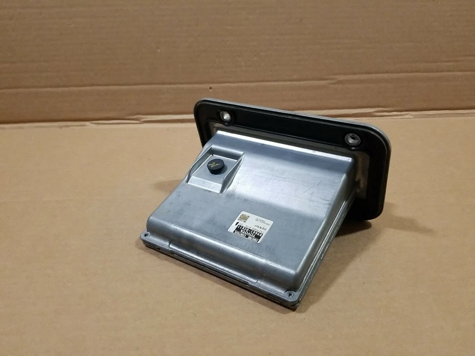 2009-2011 丰田 SEQUOIA 5.7L 原始设备制造商发动机动力控制模块 89661-0CL90 — 第 4/4 张图片