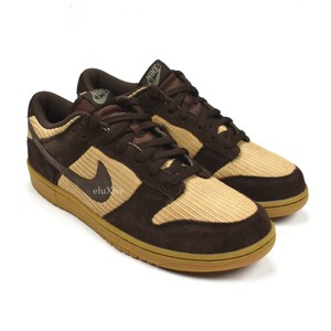 nike dunk brown suede