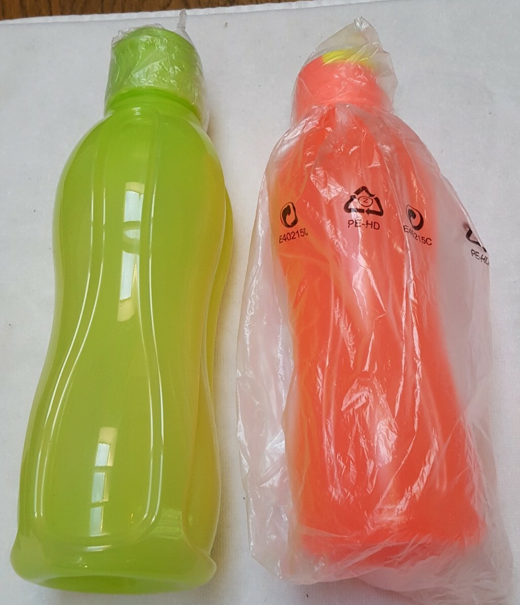 2 ECO 9153A-1 Tupperware Water Bottles 25 & 36 oz Sealed NEON