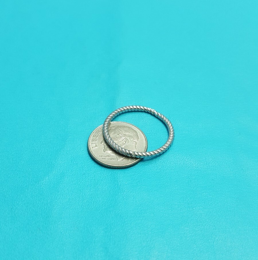 Authentic HSN Silver Tone Twisted Design Thin Sta… - image 11