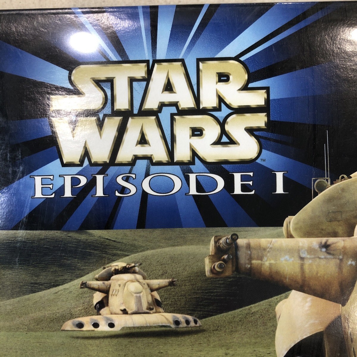 Star Wars Episode Trade Federation Tank 1:32 Model Kit Plus Star Wars Episode Trade Federation Tank 1:32 Model Kit Plus