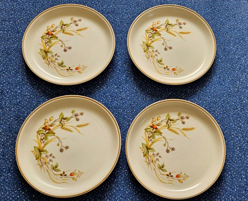 MARKS & SPENCER (M&S) ‘HARVEST’ DINNER PLATES x4 Excellent condition for age.