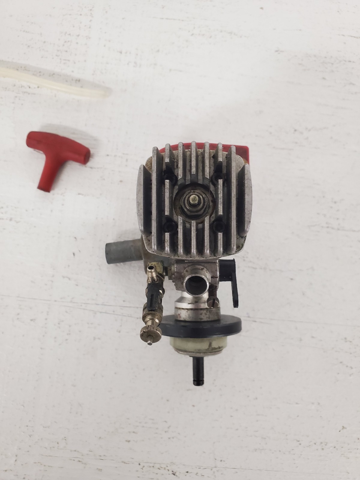 Kyosho Nitro Go Kart ?Engine O.S. Max 10 FP Please Look And Read Has Compression