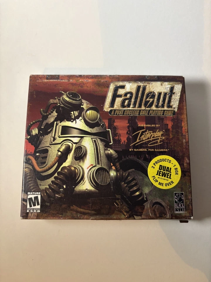 Lote Fallout - Fallout 1/Fallout 2 - (PC, 2001) con Funko Pop Dorbz Power Armor  Foto 2 de 4