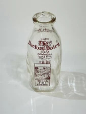 RARE QUART MILK BOTTLE BROOK HILL FARMS CHICAGO ILLINOIS, THE DOCTOR'S DAIRY