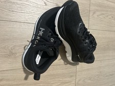Hoka Gaviota 5 Women s Sneakers 9.5D