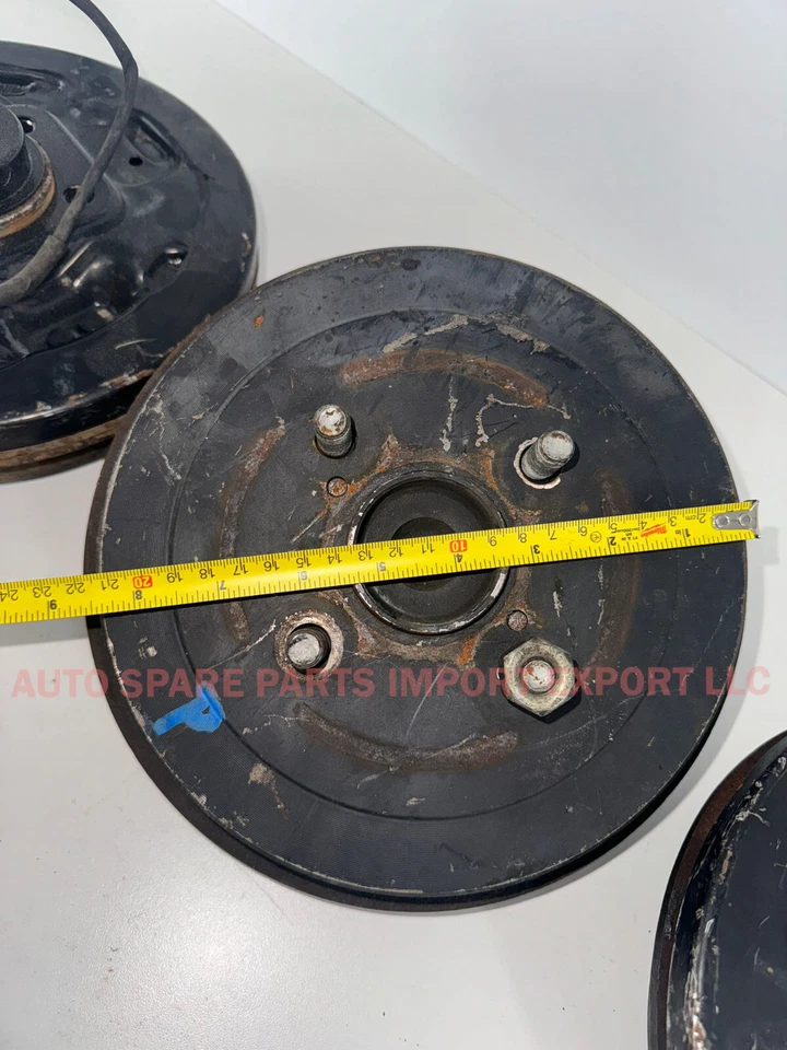 Tambor de freno trasero completo con ABS derecho Toyota Yaris genuino OEM 2006-2018 Foto 2 de 4